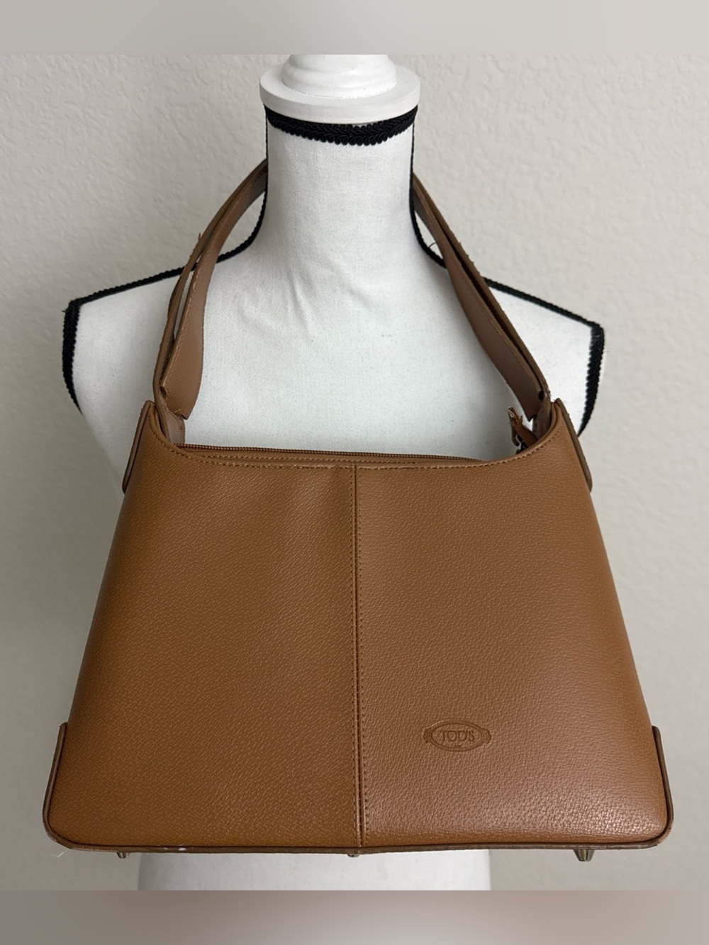 TOD'S Cognac Pebbled Leather Shoulder Bag